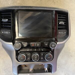 2019 2500 RAM DT 8.4 Uconnect Radio Touchscreen Receiver with Dash Bezel OEM